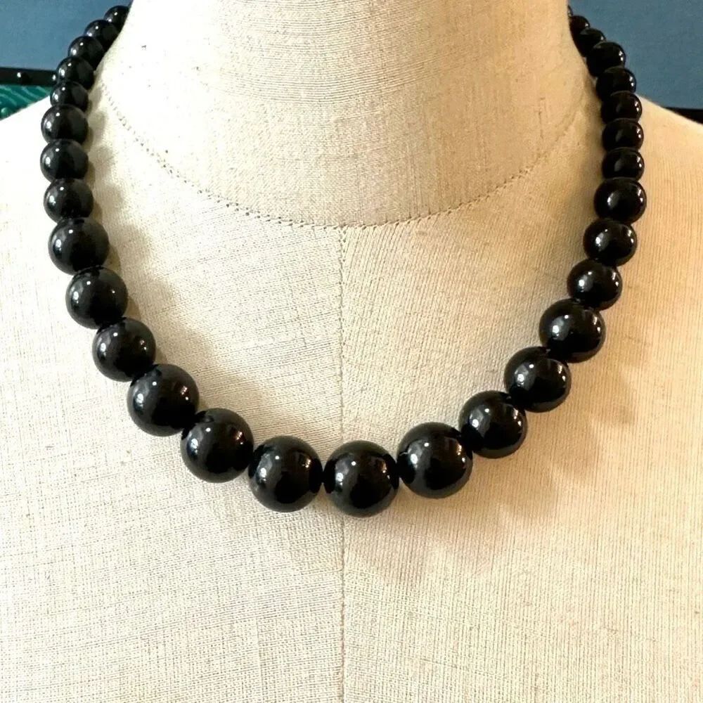 Monet black beaded vintage nexklace